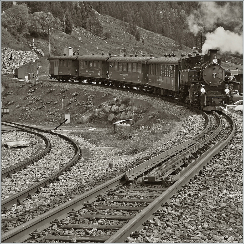 100 Jahre Brig - Gletsch: die DFB HG 3/4 N� 9 erreicht von Gletsch kommend Oberwald. 
16. August 2014