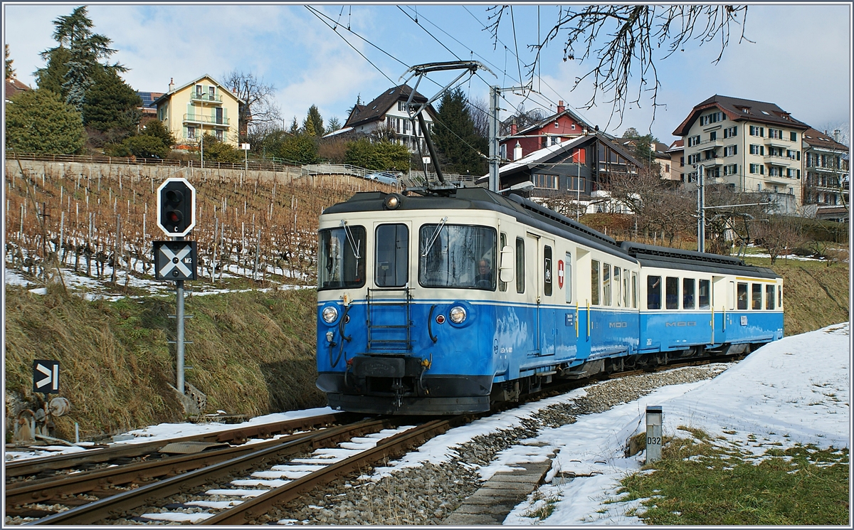 Bis 2019 werden die MOB ABDe 8/8 zum Teil noch Betriebsbereit bei der MOB verbleiben, doch schon im Frühjahr 2010 fand mit dem ABDe 8/8 4001 SUISSE eine Abschiedsfahrt statt. 
Das Bild zeigt den Zug bei der Ankunft in St-Légier Gare.
7. Feb. 2007