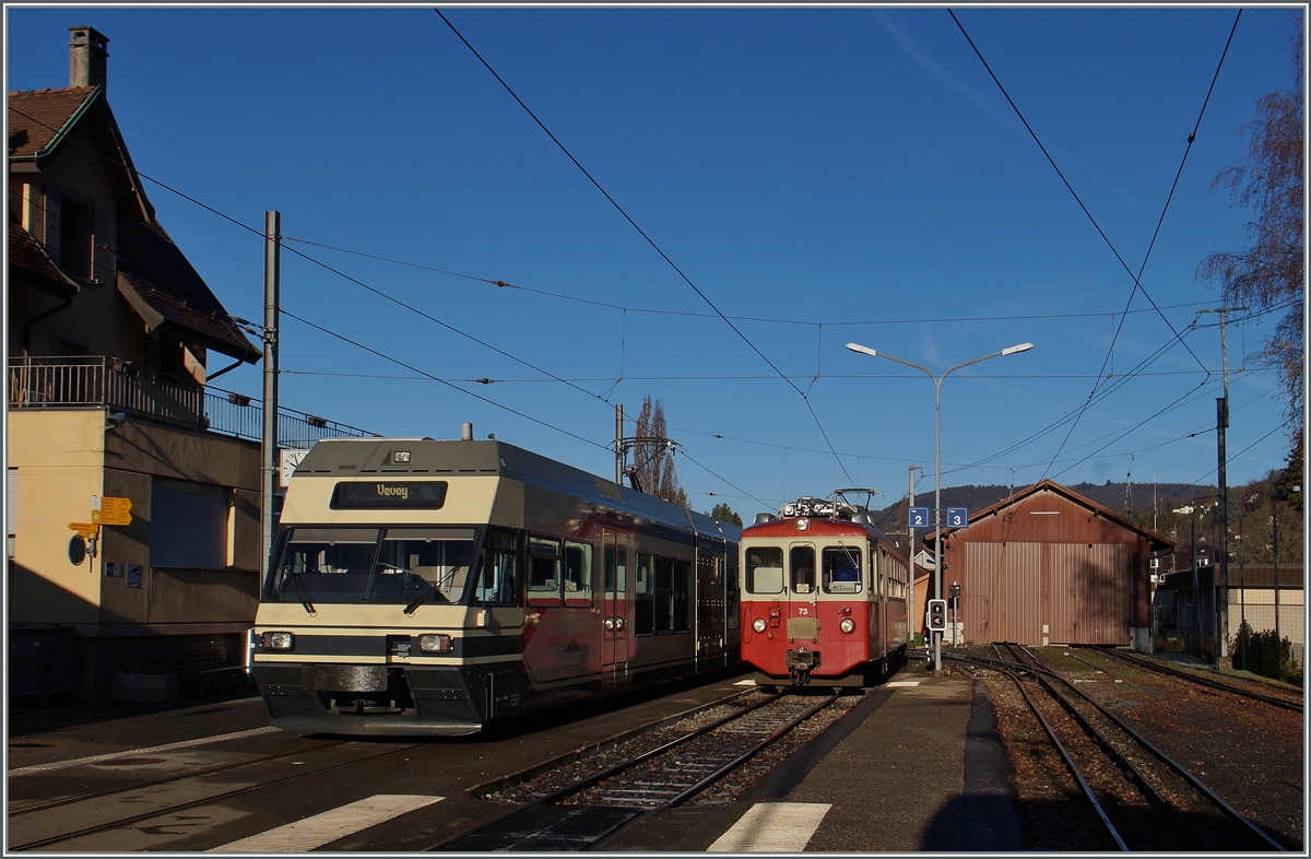 CEV Be 2/6  Montreux  und BDeh 2/4 73 in Blonay. 
10. Dez. 2015