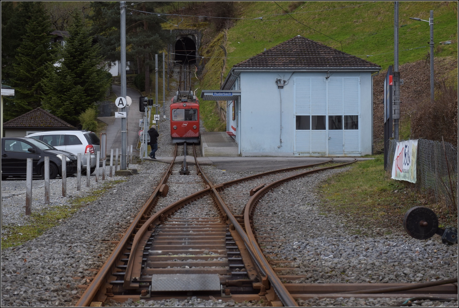 S26-BB-und-IGS-Minitreffen.

Hoppala, noch ein BB/IGS-Fotograf im Bild... BDeh 1/2 1 'Liseli' in Ruderbach. Februar 2023.