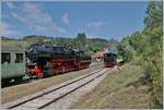 Der Gegenzug von Fontaine Ronde kommt! Die 52 8163-9 mit vier vierachsigen Plattform Wagen Bi 4 (ex Seetal/EBT?) auf der Fahrt nach Fontaine Ronde  steht noch in Le Touillon und wartet auf den sich