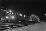  La DER de la Saison!  (Saisonabschlussfeier der Blonay-Chamby Bahn 2022): die Bernina Bahn Ge 4/4 81 mit dem allerletzten Zug der Saison wartet in Blonay auf die Abfahrt.