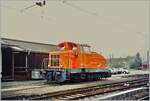 Die ASM Em 3/3 (Em 837 826-7) wartet in Niderbipp auf ihren nächsten Einsatz.

24. April 2001 