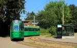 Nach der Fahrt durch die Wolfschlucht hat der Be 4/4 460 am 18.07.2015 die Haltestelle Lerchenstra�e erreicht.