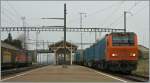 Relativ kurz zeit nur stand der  G�terzugsteuerwagen  720 902-6 (mit der schiebendnen Re 4/4 11320  Interregiocargo ) im Einsatz.