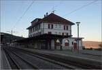 Bahnhof mit unglaublichem Alpenblick.