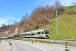 Werthenstein: Die vereingten S-Bahnz�ge aus Langenthal - Huttwil (BLS NINA 032) und Langnau (BLS L�tschberger 101), die in Wolhusen miteinander verbunden wurden.