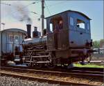 Hier rangiert E 3/3 853 der Jura-Simplon Bahn Baujahr 1890.