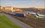 S-Bahn Zürich mit 450 103-7, 450 076-5 und 450 089-8 in der Panoramakurve am Rheinfall.