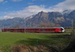 Kurz nach der Durchfahrt in Trübbach ist ein Stadler-FLIRT der Südostbahn am 16.03.2014 als S4 23451 von Uznach über St.