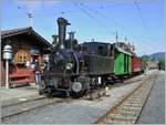 Dampffestival 2006 der Blonay-Chamby Bahn: ein herrlich bunter Dampfzug mit der G 3/3 N° 6 an der Spitze wartet in Blonay auf die Abfahrt    4.