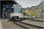 Der  neue  MOB Panoramic steht in Montreux zur Abfahrt nach Zweisimmen bereit.