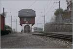 Das schmucke Stationsgebäude von Chamby wurde sehr schön restauriert und ist allein schon ein Bild wert, aber der einfahrende MVR ABeh 2/6 und der Herbstnebel schien mir doch auch ganz gut