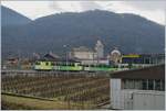 Das Schloss von Aigle sieht man eher im Zusammenhang mit der ASD, doch auch mit der A-L passt das schöne Schloss gut ins Bild, auch wenn die Industriebauten rechts im Bild die Freude etwas