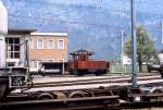Te III 203 in Meiringen, im Vordergrund zwei Rollbockwagen (Frühjahr 1981)