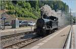 Schweizer Dampftage Brienz 2018: Kräftig rauchend nähert sich die SBB G 3/4 208 der Ballenberg Dampfbahn in Brienz ihrem Zug.