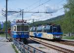 SSIF/FART: Begegnung zwischen ALT und NEU, Xe 4/4 16 (1923/1975) und SSIF Panoramic-Zug als D 53 P bei der Durchfahrt S.