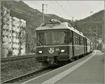 In diesen Tagen verkehren wohl das letzte Mal die RhB Vorortspendelz�ge im Rahmen des MOVA im Goms; doch schon vor elf Jahren (!) trafen wir uns in Chur um die Be 4/4 Vorortstriebz�ge zu verabschieden... 
Der RhB Be 4/4 513 erreicht, auf dem Weg von Thusis nach Schiers, den Vorortsbahnhof Chur Wiesental. 

1. Dezember 2011