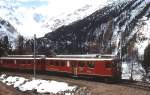 ABe 4/4 II 48 und ein weiterer ABe 4/4 II am bekannten Fotostandpunkt mit Blick auf den Morteratschgletscher.