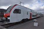 RABe 512 010 im Stadlerwerk St.