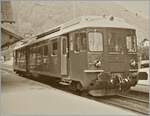 Vor vielen Jahren an der selben Stelle in Orsiéres wartete der M-O ABe 4/4 N° 7 als Regionalzug nach Martigny auf die Abfahrt. 

Analogbild vom 20. Mai 1982