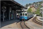 Der MOB ABDe 8/8 4002  VAUD  mit seinem Regionalzug 2224 kurz vor der Abfahrt in Montreux.