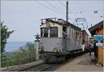 Les chemins de fer disparus - Die verschwundenen Bahnen (LLB 1915- 1967)   Der Leuk Leukerbad Bahn Triebwagen mit der Anschrift ABDeh 2/4 N° 10 hat mit seinem Museumszug N° 1009 von Blonay