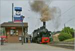 Die SEG G 2x 272 105 der Blonay-Chamby Bahn wartet mit ihrem Zug in Blonay auf die Fahrgäste und die Abfahrt nach Chaulin.